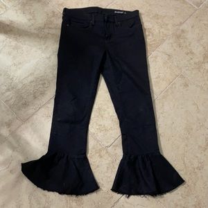 Blank NYC Jeans flutter ankle jeans